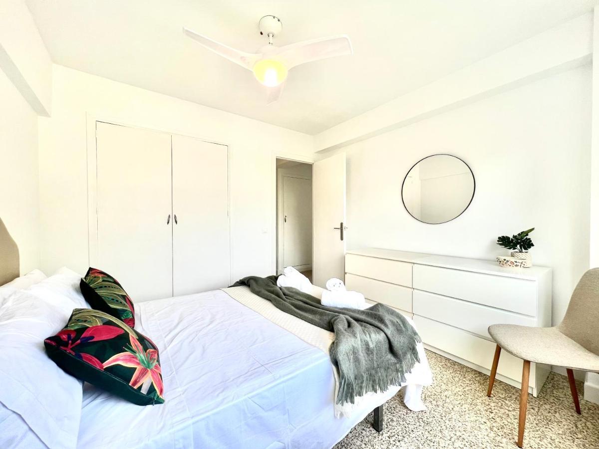 Cozy And Quiet, Pax7 Los Boliches, 3D, 2B, Pool And Close To The Beach フエンヒロラ エクステリア 写真