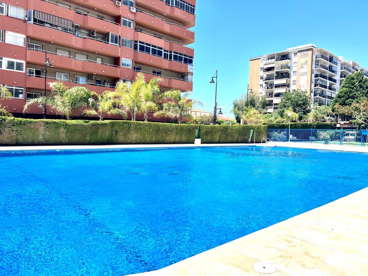 Cozy And Quiet, Pax7 Los Boliches, 3D, 2B, Pool And Close To The Beach フエンヒロラ エクステリア 写真
